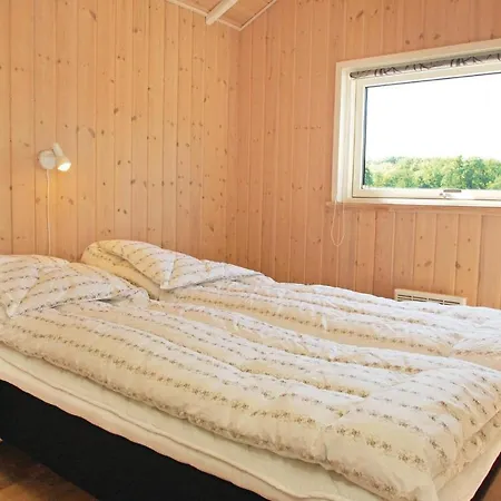 Nyaraló Beautiful Home In Aabenraa With Kitchen *