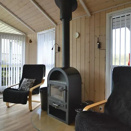 Nyaraló Beautiful Home In Aabenraa With Kitchen